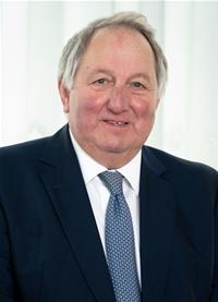 Portrait of Michael Holly