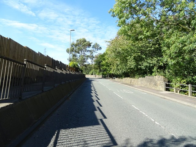 Edenfield Road reopens early after resurfacing work completed ahead of schedule