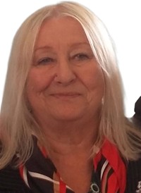 Portrait of Linda Robinson