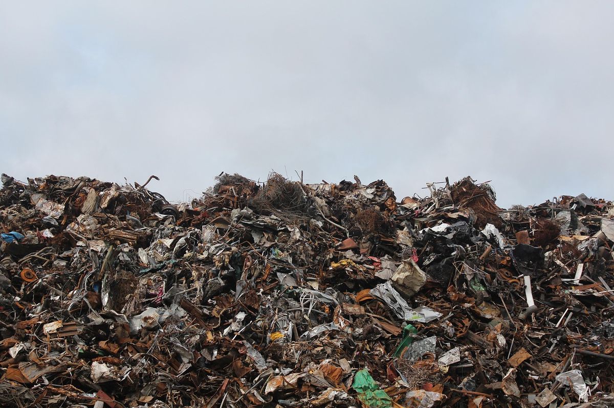 Fresh complaints over persistent landfill odour as Heywood residents report 'sewer' stench and fly infestation